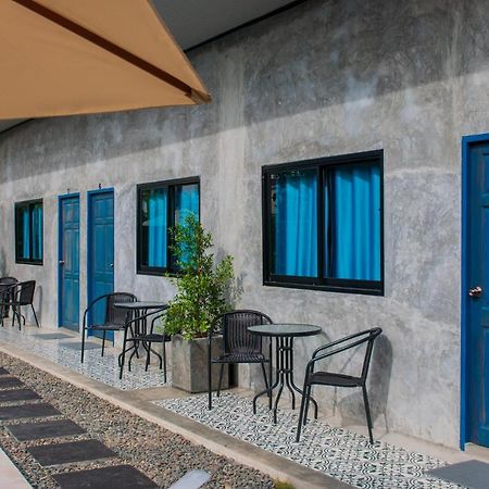 Hotel Ongsa House Strand Bang Tao Exterior foto